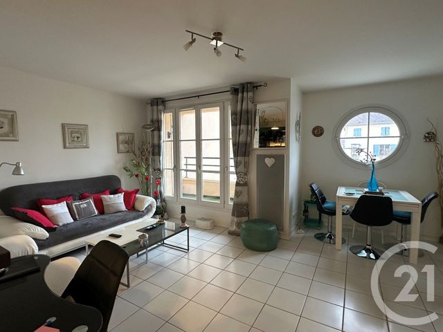 Appartement F2 à vendre - 2 pièces - 42.83 m2 - COULOMMIERS - 77 - ILE-DE-FRANCE - Century 21 A.S.M.