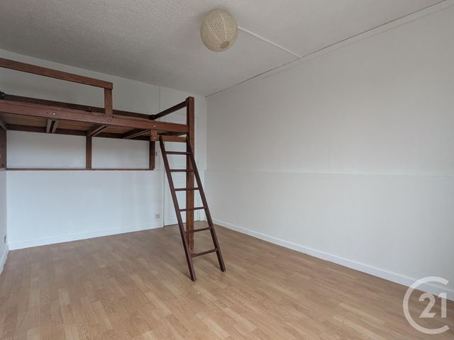 Appartement F1 à vendre - 2 pièces - 26.2 m2 - COULOMMIERS - 77 - ILE-DE-FRANCE - Century 21 A.S.M.