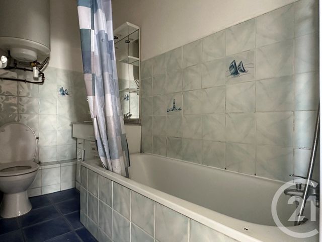 Appartement F1 à vendre - 2 pièces - 26.2 m2 - COULOMMIERS - 77 - ILE-DE-FRANCE - Century 21 A.S.M.