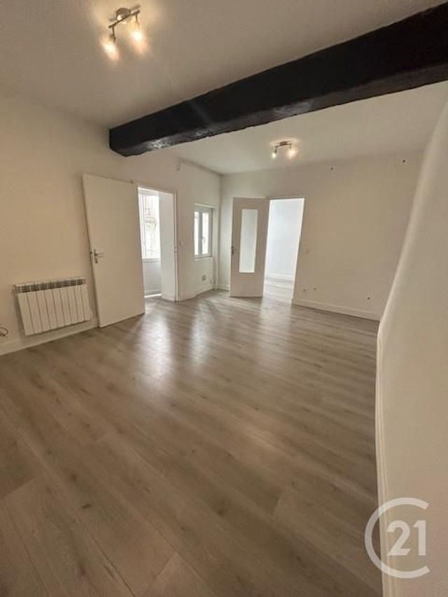 Appartement F2 à louer - 2 pièces - 36.17 m2 - COULOMMIERS - 77 - ILE-DE-FRANCE - Century 21 A.S.M.