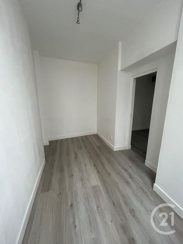 Appartement F2 à louer - 2 pièces - 36.17 m2 - COULOMMIERS - 77 - ILE-DE-FRANCE - Century 21 A.S.M.