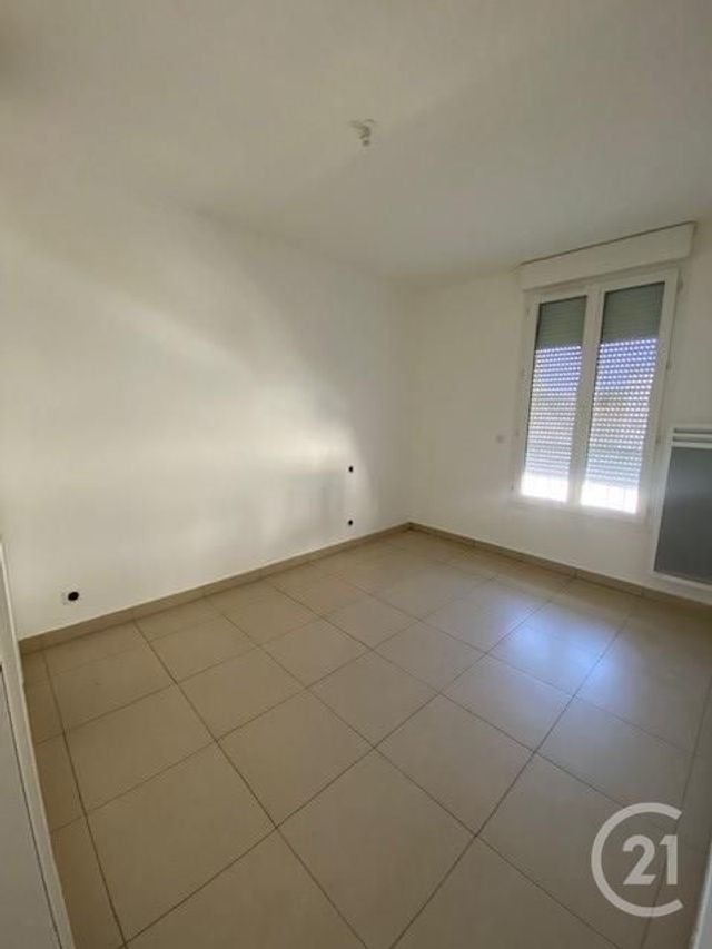 Appartement F3 à louer - 3 pièces - 69.66 m2 - COULOMMIERS - 77 - ILE-DE-FRANCE - Century 21 A.S.M.