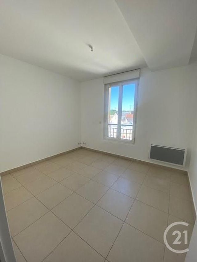 Appartement F3 à louer - 3 pièces - 69.66 m2 - COULOMMIERS - 77 - ILE-DE-FRANCE - Century 21 A.S.M.