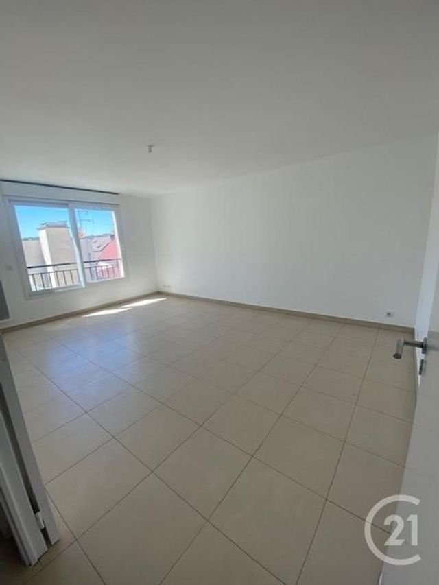Appartement F3 à louer - 3 pièces - 69.66 m2 - COULOMMIERS - 77 - ILE-DE-FRANCE - Century 21 A.S.M.