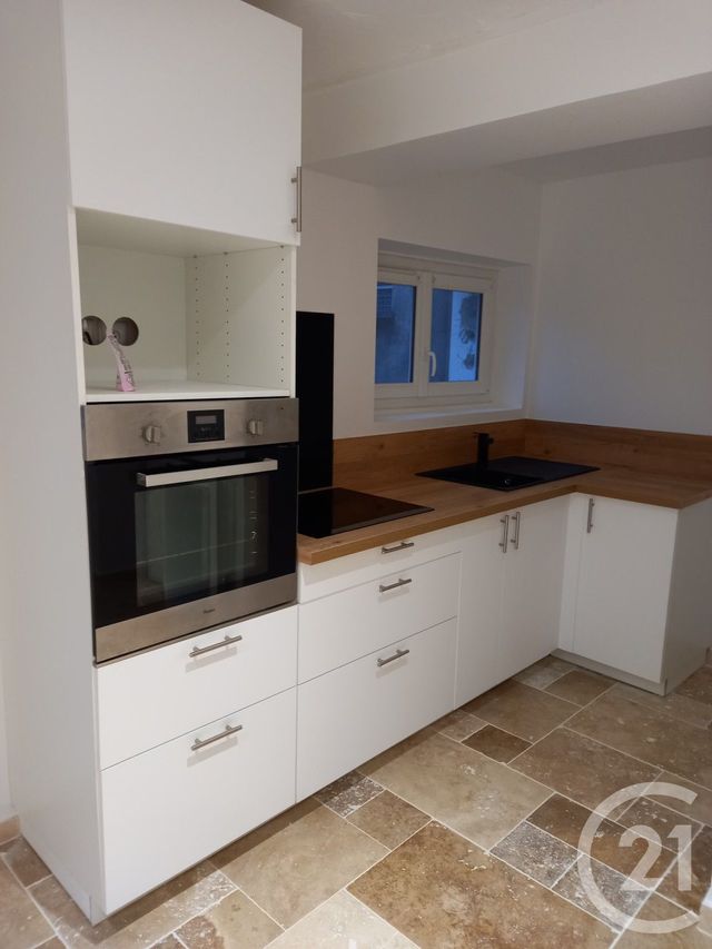 Appartement F2 à louer - 2 pièces - 48.22 m2 - COULOMMIERS - 77 - ILE-DE-FRANCE - Century 21 A.S.M.