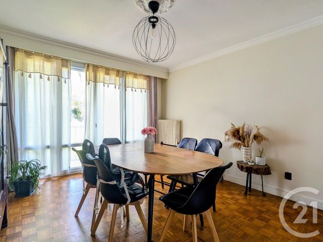 Appartement F5 à vendre - 5 pièces - 109.99 m2 - COULOMMIERS - 77 - ILE-DE-FRANCE - Century 21 A.S.M.