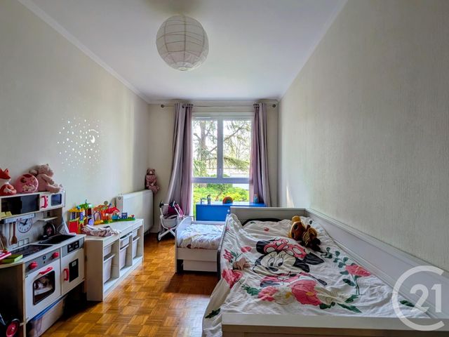 Appartement F5 à vendre - 5 pièces - 109.99 m2 - COULOMMIERS - 77 - ILE-DE-FRANCE - Century 21 A.S.M.