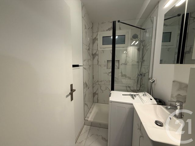 Appartement F2 à louer - 2 pièces - 33.87 m2 - COULOMMIERS - 77 - ILE-DE-FRANCE - Century 21 A.S.M.