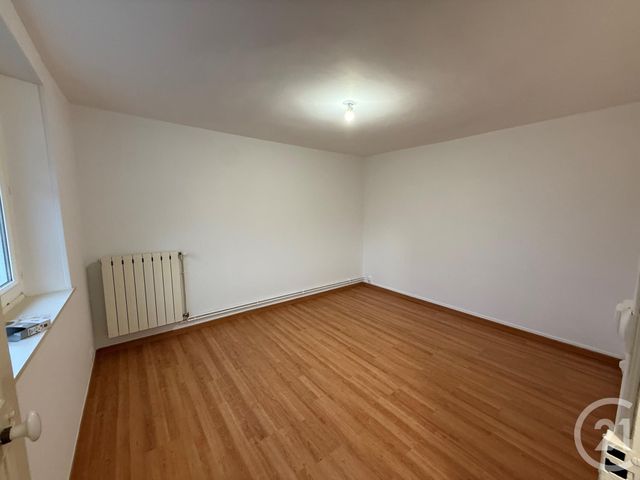 maison à louer - 7 pièces - 148.98 m2 - ST GERMAIN SOUS DOUE - 77 - ILE-DE-FRANCE - Century 21 A.S.M.