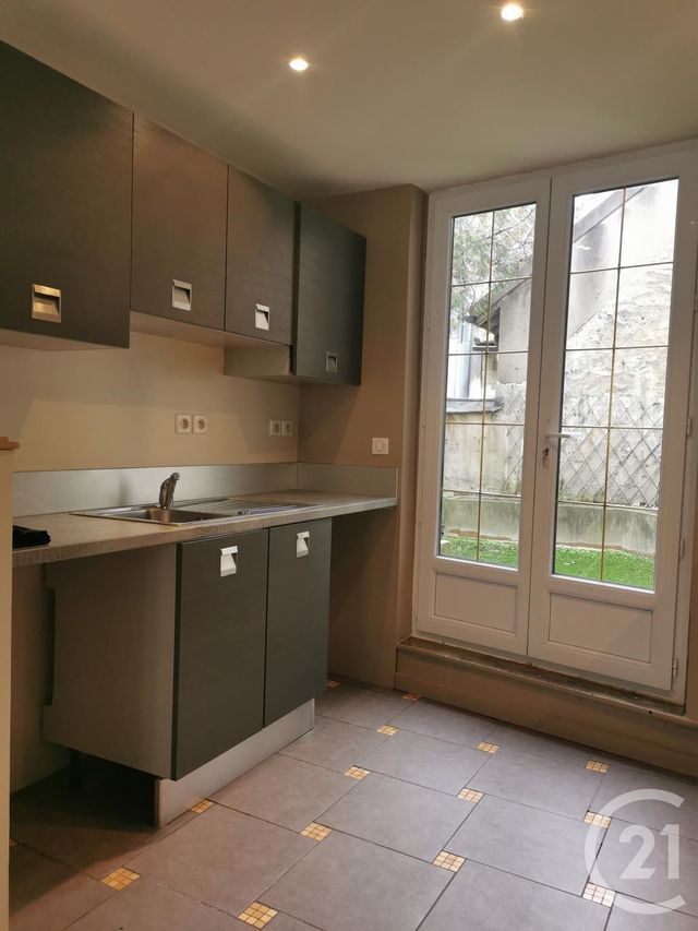 Appartement F3 à louer - 3 pièces - 56.94 m2 - COULOMMIERS - 77 - ILE-DE-FRANCE - Century 21 A.S.M.