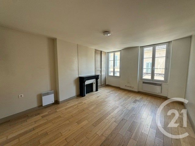 Appartement F3 à louer - 2 pièces - 56.94 m2 - COULOMMIERS - 77 - ILE-DE-FRANCE - Century 21 A.S.M.