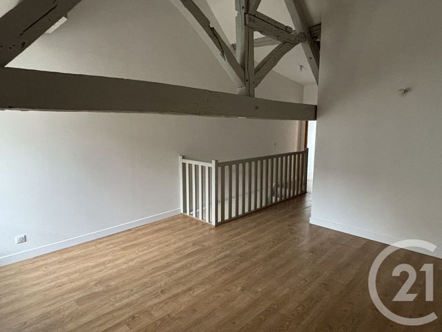 Appartement Duplex à louer - 3 pièces - 70.87 m2 - COULOMMIERS - 77 - ILE-DE-FRANCE - Century 21 A.S.M.