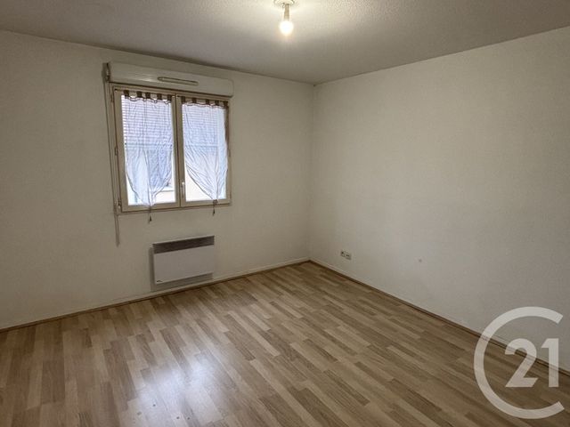 Appartement F3 à louer - 3 pièces - 65.47 m2 - COULOMMIERS - 77 - ILE-DE-FRANCE - Century 21 A.S.M.