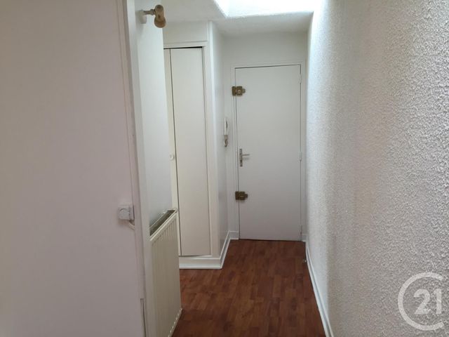 Appartement F3 à louer - 3 pièces - 64.74 m2 - COULOMMIERS - 77 - ILE-DE-FRANCE - Century 21 A.S.M.