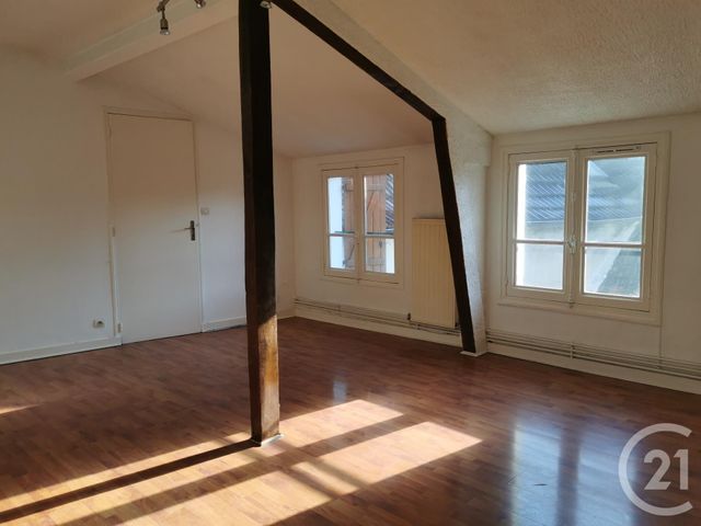 Appartement F3 à louer COULOMMIERS