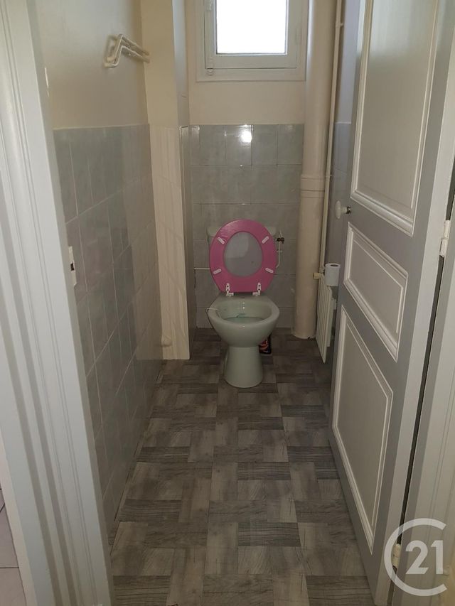 Appartement F3 à louer - 3 pièces - 62.84 m2 - COULOMMIERS - 77 - ILE-DE-FRANCE - Century 21 A.S.M.