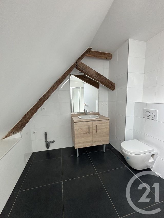 Appartement à louer - 2 pièces - 54.61 m2 - COULOMMIERS - 77 - ILE-DE-FRANCE - Century 21 A.S.M.