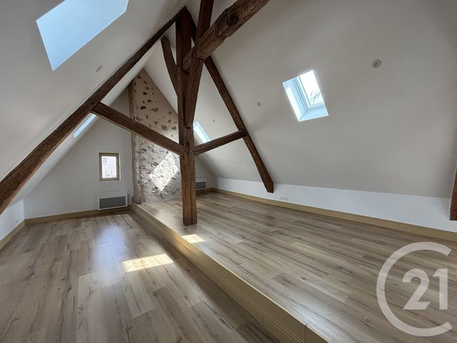 Appartement à louer - 2 pièces - 54.61 m2 - COULOMMIERS - 77 - ILE-DE-FRANCE - Century 21 A.S.M.