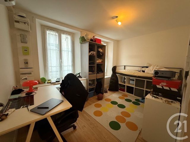 Appartement F2 à louer - 2 pièces - 45.79 m2 - COULOMMIERS - 77 - ILE-DE-FRANCE - Century 21 A.S.M.