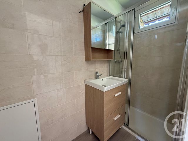 maison à louer - 2 pièces - 28.02 m2 - ST REMY LA VANNE - 77 - ILE-DE-FRANCE - Century 21 A.S.M.