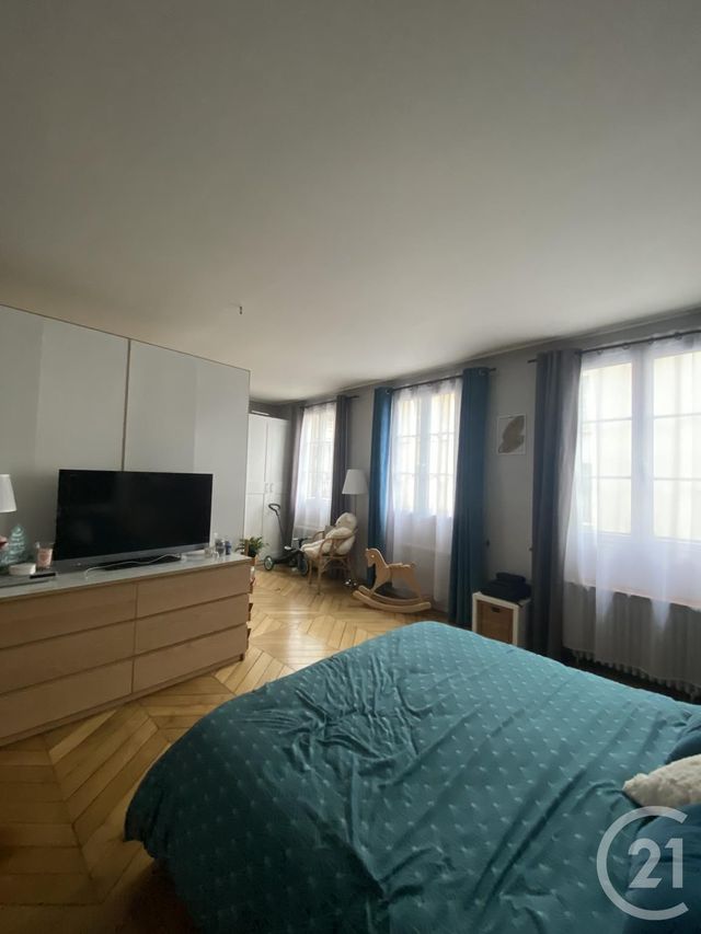 Appartement Duplex à louer - 6 pièces - 152.24 m2 - 77 - ILE-DE-FRANCE - Century 21 A.S.M.