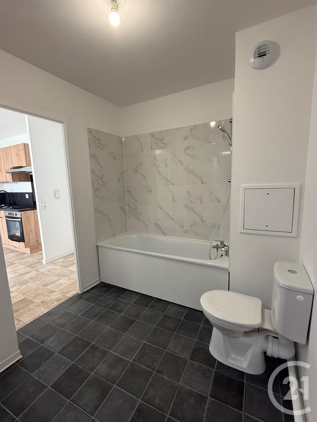 Appartement F2 à louer - 2 pièces - 38.22 m2 - COULOMMIERS - 77 - ILE-DE-FRANCE - Century 21 A.S.M.