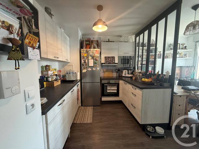 Appartement F2 à louer - 2 pièces - 37.94 m2 - COULOMMIERS - 77 - ILE-DE-FRANCE - Century 21 A.S.M.