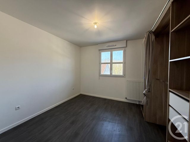 Appartement F2 à louer - 2 pièces - 40.57 m2 - COULOMMIERS - 77 - ILE-DE-FRANCE - Century 21 A.S.M.