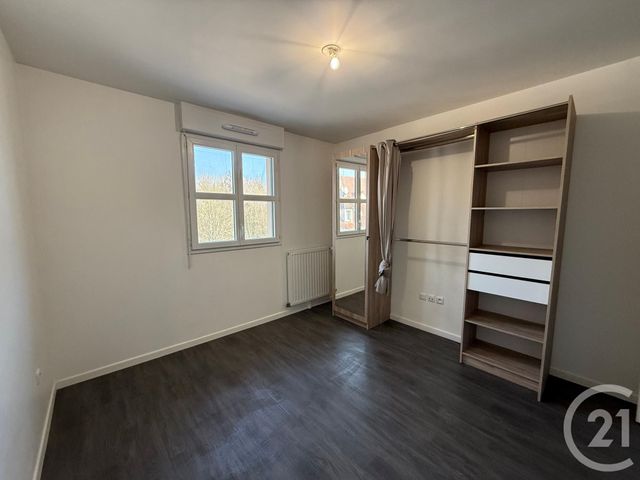 Appartement F2 à louer - 2 pièces - 40.57 m2 - COULOMMIERS - 77 - ILE-DE-FRANCE - Century 21 A.S.M.