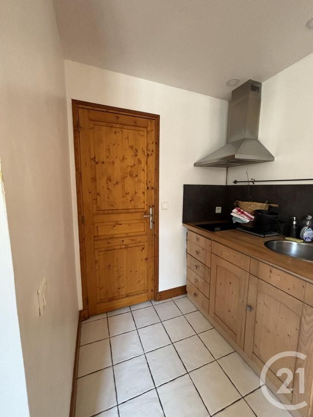 Appartement F2 à louer - 2 pièces - 29.39 m2 - COULOMMIERS - 77 - ILE-DE-FRANCE - Century 21 A.S.M.