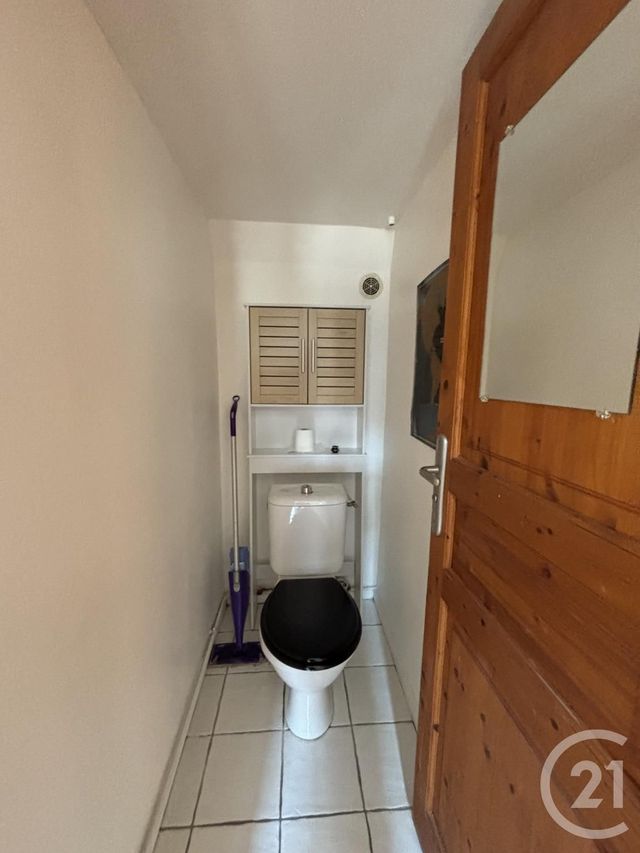Appartement F2 à louer - 2 pièces - 29.39 m2 - COULOMMIERS - 77 - ILE-DE-FRANCE - Century 21 A.S.M.