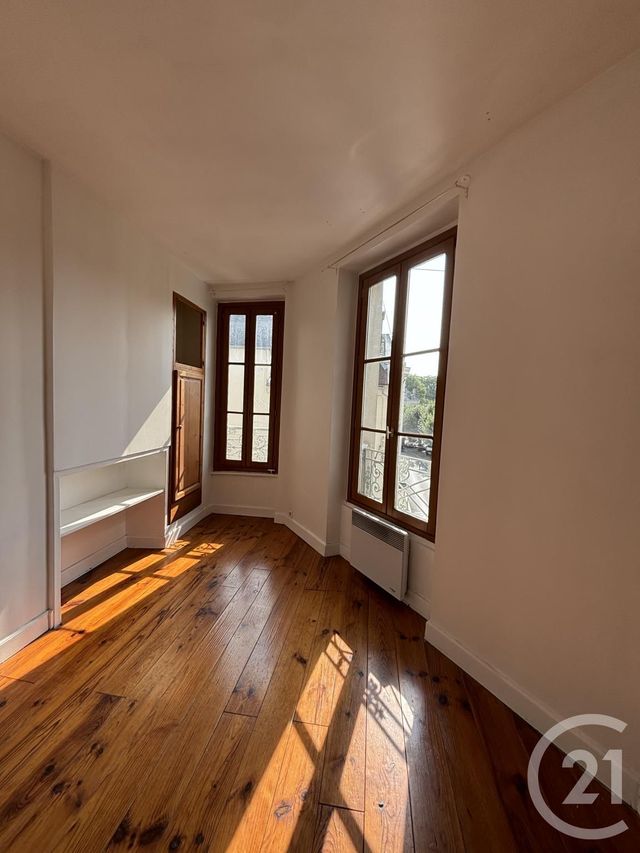 Appartement F2 à louer - 2 pièces - 29.39 m2 - COULOMMIERS - 77 - ILE-DE-FRANCE - Century 21 A.S.M.