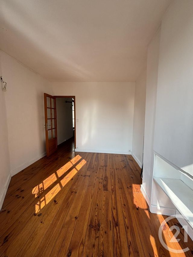 Appartement F2 à louer - 2 pièces - 29.39 m2 - COULOMMIERS - 77 - ILE-DE-FRANCE - Century 21 A.S.M.