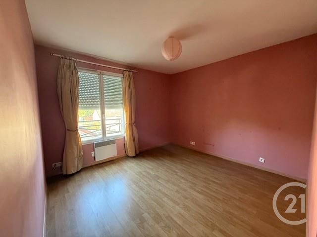 Appartement F3 à louer - 3 pièces - 84.16 m2 - COULOMMIERS - 77 - ILE-DE-FRANCE - Century 21 A.S.M.