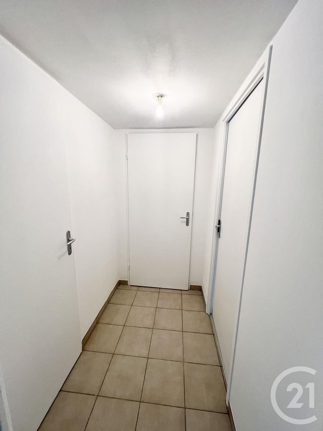 Appartement F2 à louer - 2 pièces - 47.09 m2 - LA FERTE GAUCHER - 77 - ILE-DE-FRANCE - Century 21 A.S.M.