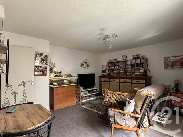 Appartement F2 à vendre - 2 pièces - 49.37 m2 - LA FERTE GAUCHER - 77 - ILE-DE-FRANCE - Century 21 A.S.M.