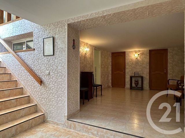 maison à vendre - 9 pièces - 246.38 m2 - BOISSY LE CHATEL - 77 - ILE-DE-FRANCE - Century 21 A.S.M.