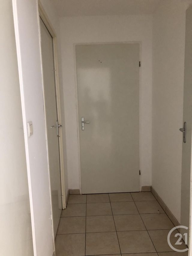 Appartement F2 à louer - 2 pièces - 45.42 m2 - LA FERTE GAUCHER - 77 - ILE-DE-FRANCE - Century 21 A.S.M.