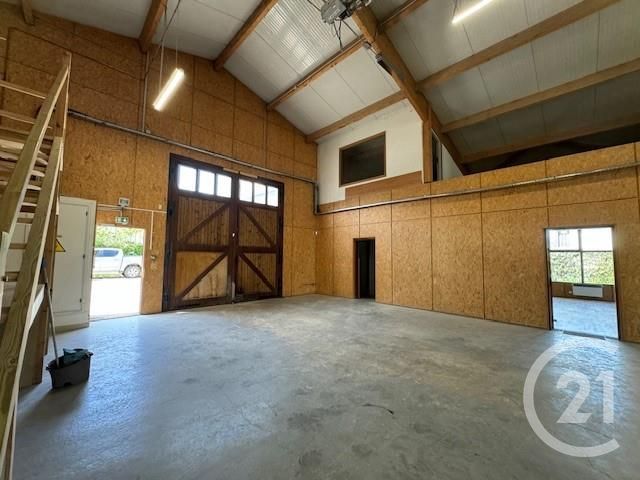 commerce à louer - 900.0 m2 - AMILLIS - 77 - ILE-DE-FRANCE - Century 21 A.S.M.