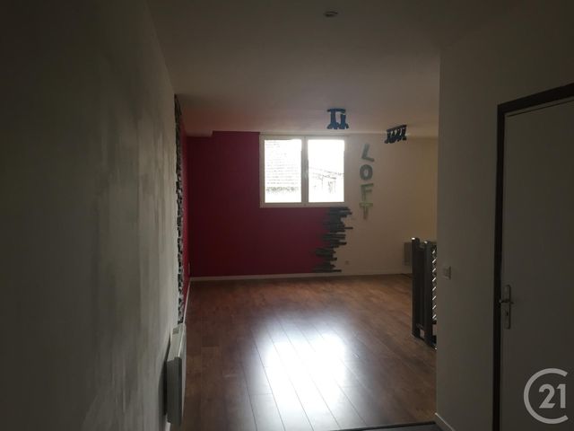 Appartement F3 à louer - 3 pièces - 119.31 m2 - REBAIS - 77 - ILE-DE-FRANCE - Century 21 A.S.M.
