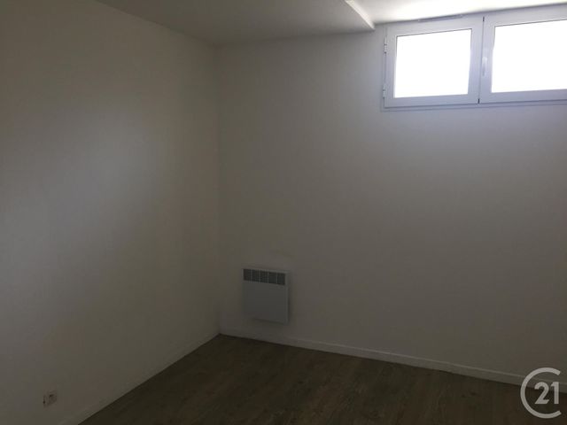 Appartement F3 à louer - 3 pièces - 119.31 m2 - REBAIS - 77 - ILE-DE-FRANCE - Century 21 A.S.M.