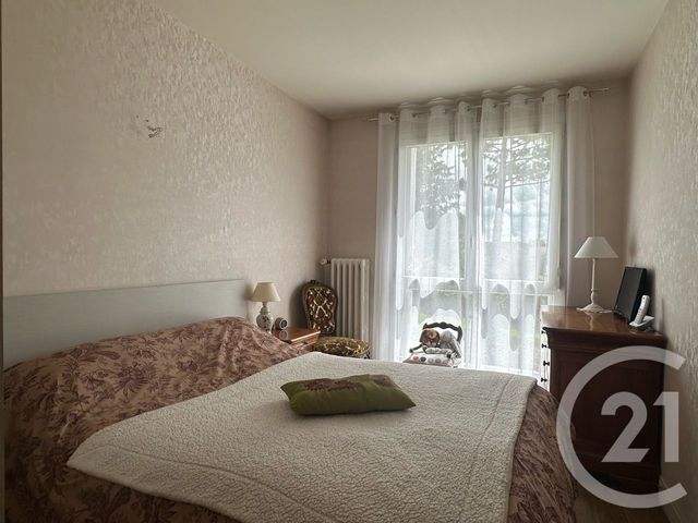 Appartement F4 à vendre - 4 pièces - 83.63 m2 - COULOMMIERS - 77 - ILE-DE-FRANCE - Century 21 A.S.M.