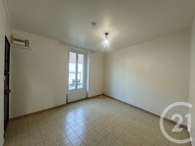 Appartement F1 à louer - 1 pièce - 21.76 m2 - COULOMMIERS - 77 - ILE-DE-FRANCE - Century 21 A.S.M.