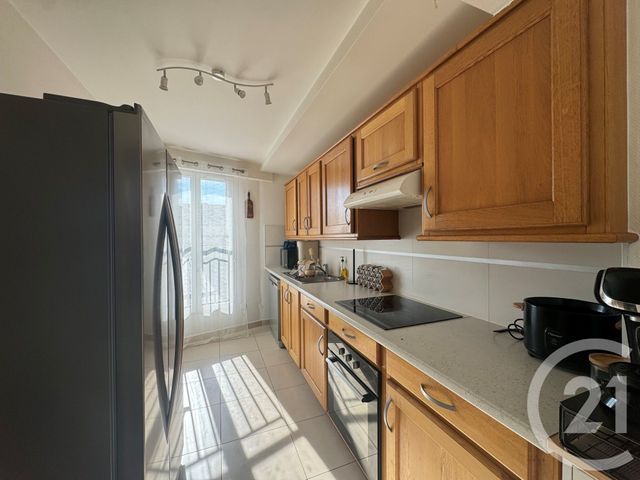 Appartement F3 à louer - 3 pièces - 65.0 m2 - 77 - ILE-DE-FRANCE - Century 21 A.S.M.