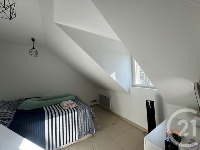 Appartement F3 à louer - 3 pièces - 65.0 m2 - 77 - ILE-DE-FRANCE - Century 21 A.S.M.