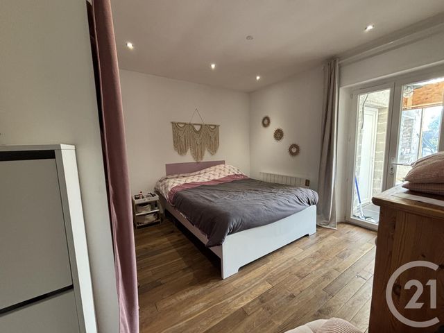 Appartement F2 à louer - 2 pièces - 55.77 m2 - CHAUFFRY - 77 - ILE-DE-FRANCE - Century 21 A.S.M.