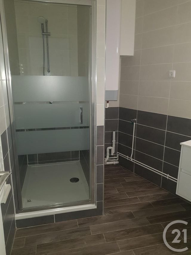 Appartement F3 à louer - 3 pièces - 62.75 m2 - COULOMMIERS - 77 - ILE-DE-FRANCE - Century 21 A.S.M.