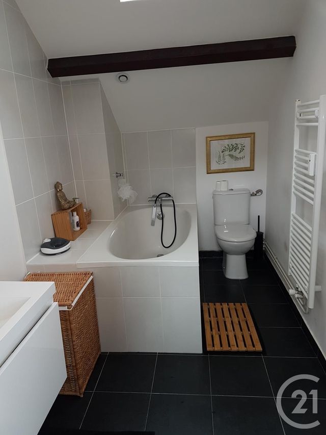 Appartement F2 à louer - 2 pièces - 44.01 m2 - COULOMMIERS - 77 - ILE-DE-FRANCE - Century 21 A.S.M.