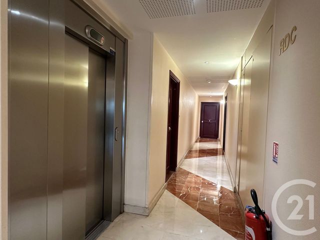 Appartement F2 à vendre - 2 pièces - 45.64 m2 - COULOMMIERS - 77 - ILE-DE-FRANCE - Century 21 A.S.M.