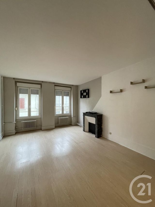 Appartement F3 à louer - 3 pièces - 98.89 m2 - LA FERTE GAUCHER - 77 - ILE-DE-FRANCE - Century 21 A.S.M.